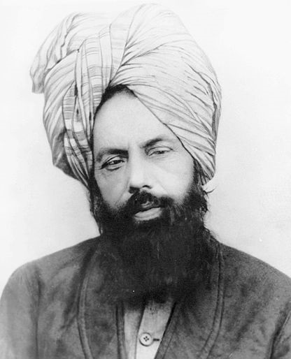 Файл:Mirza Ghulam Ahmad (c. 1897).jpg